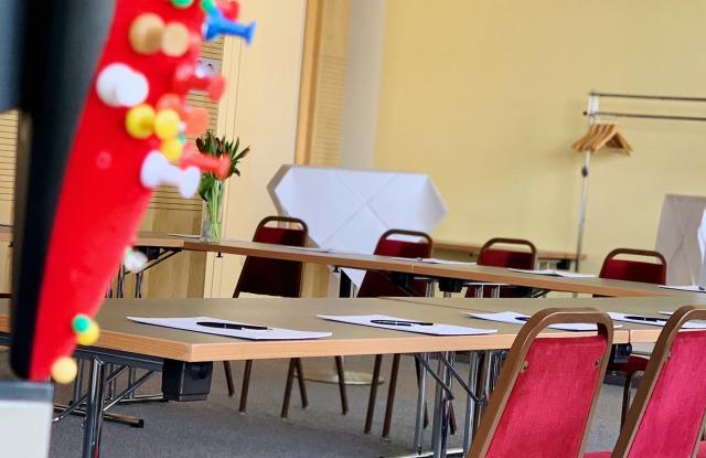 Senden Sie uns eine Anfrage